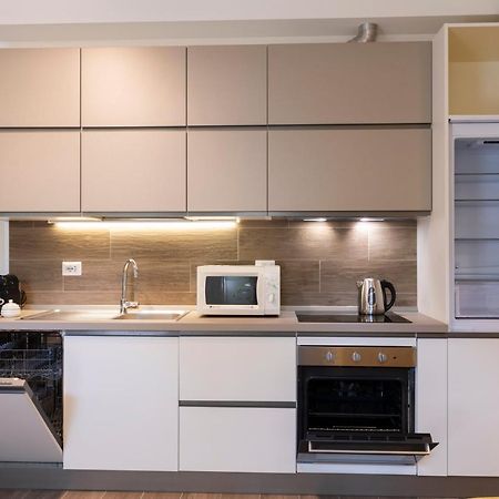 West Milan - Modern And Comfortable Apartment Экстерьер фото