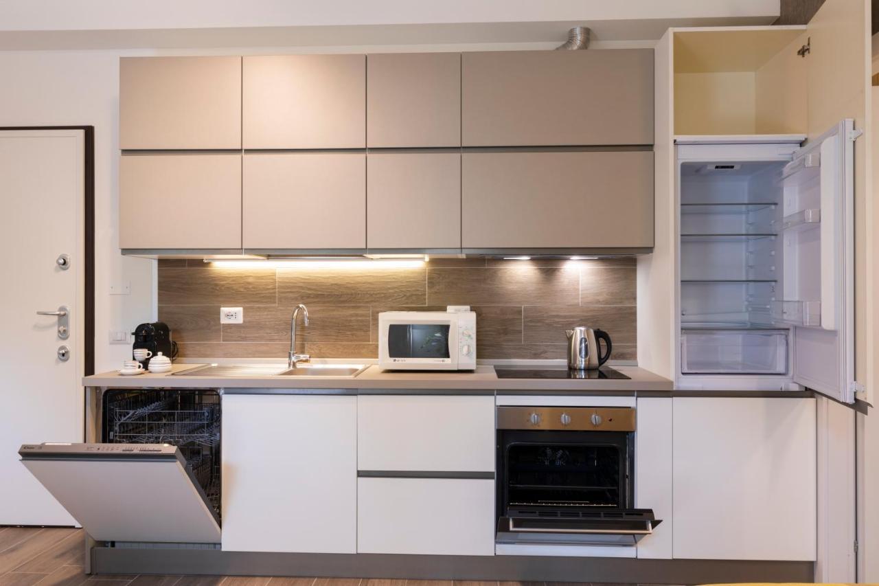 West Milan - Modern And Comfortable Apartment Экстерьер фото